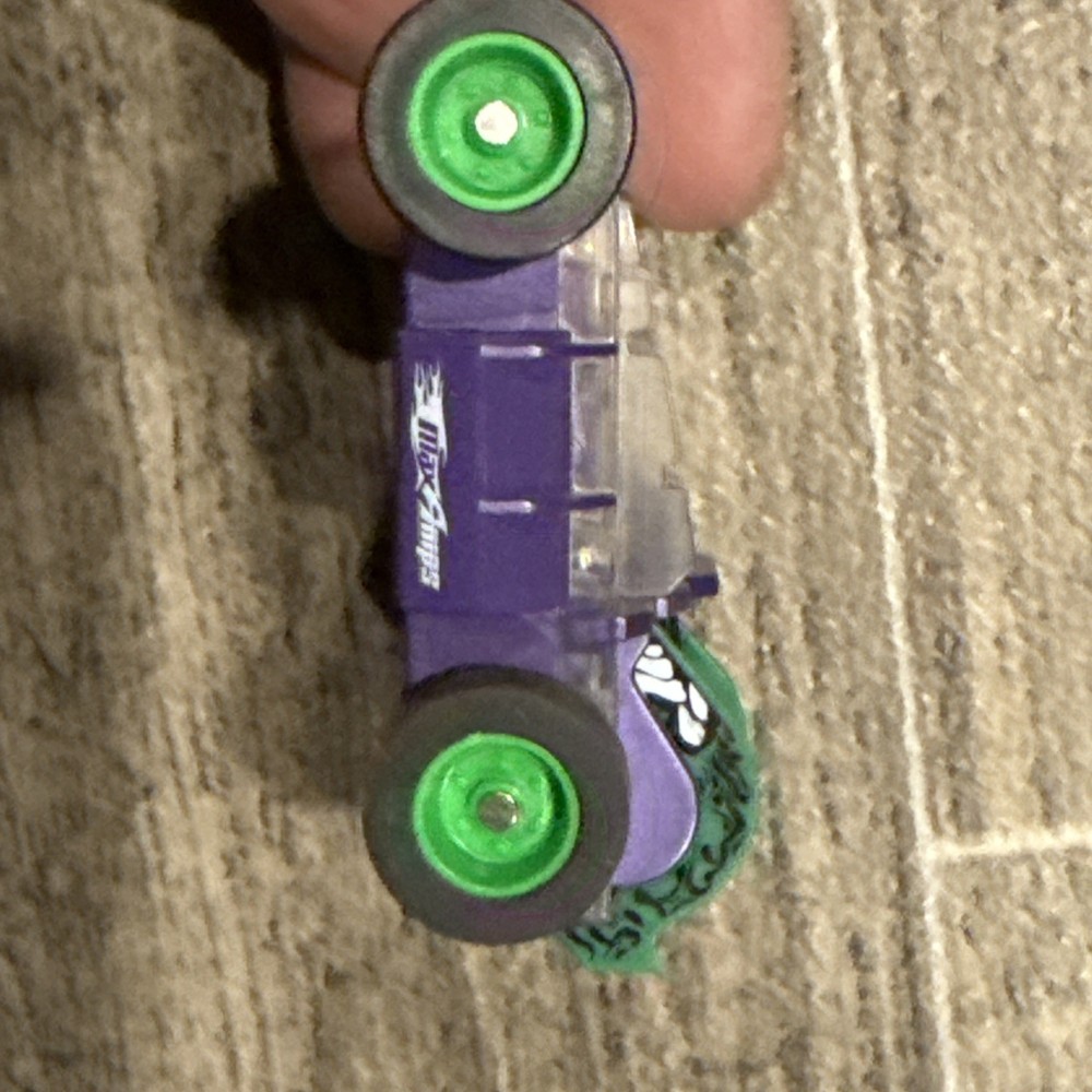 HEXBUG BattleBots Robot Purple Used Turns On