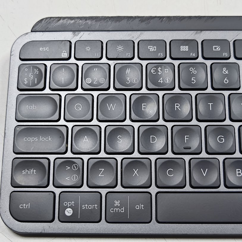Logitech Bluetooth Keyboard YR0073 - Working, Bluetooth only, Used