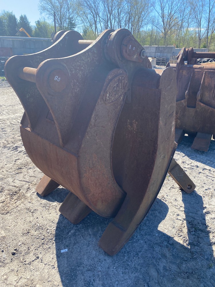 Geith 2 over 3 Excavator Grapple Attachment, 80mm Pins
