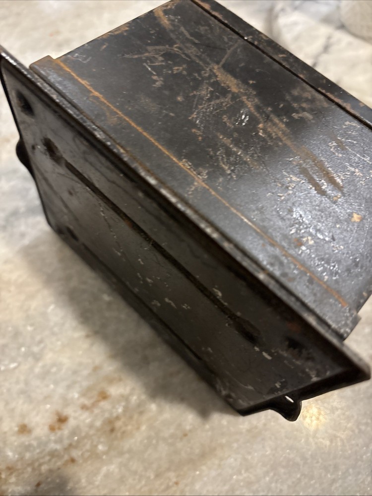 Vintage Lionel Multi-Volt Transformer