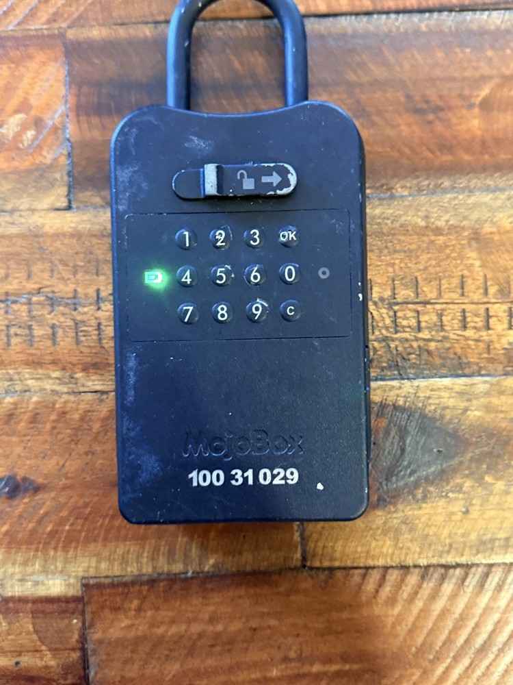 MojoBox, Digital Lockbox, Bluetooth Key iOS/Android App Black