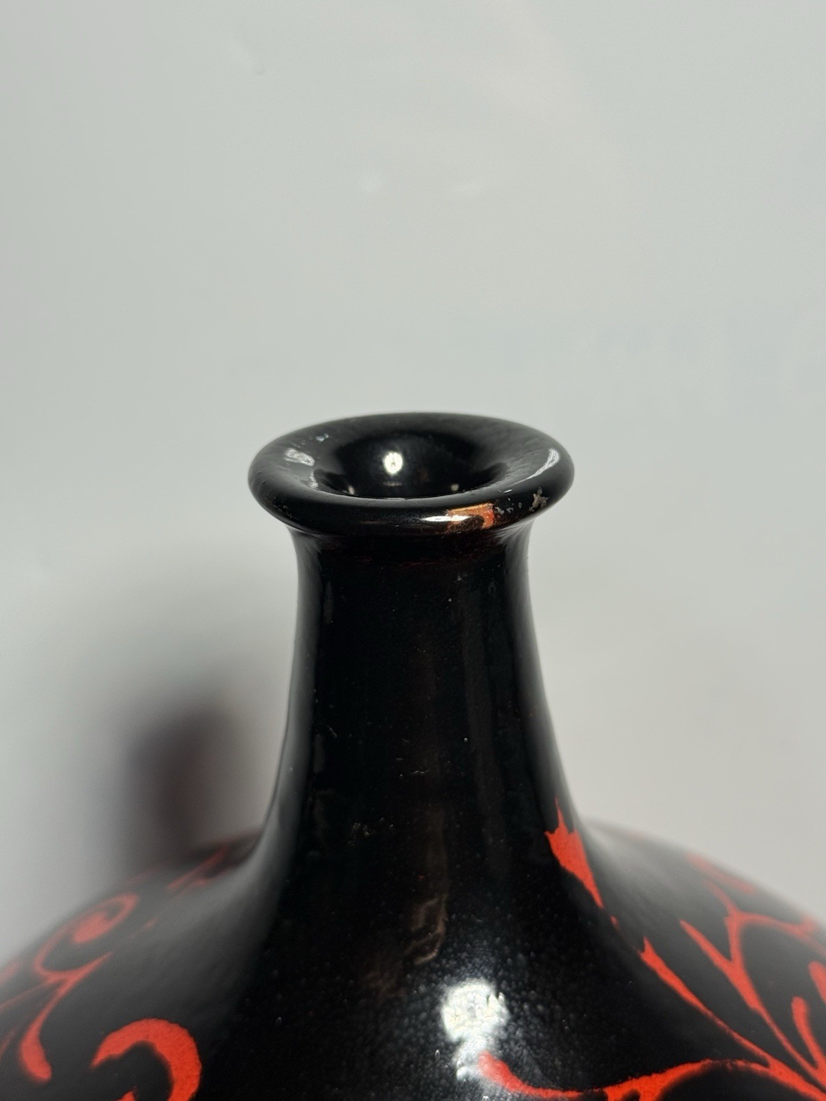 Vintage MCM Raymor Italy Pottery Vase Red & Black Beautiful Pattern MCM - Rare!