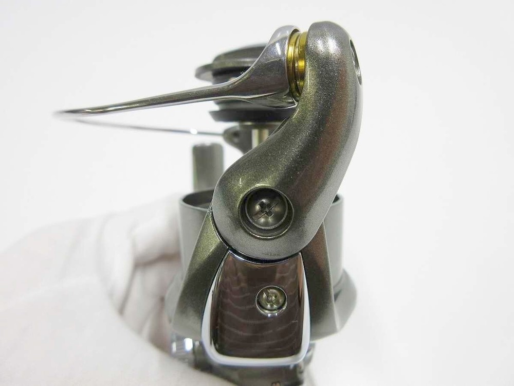 Shimano 05 Twin Power 2000S Body