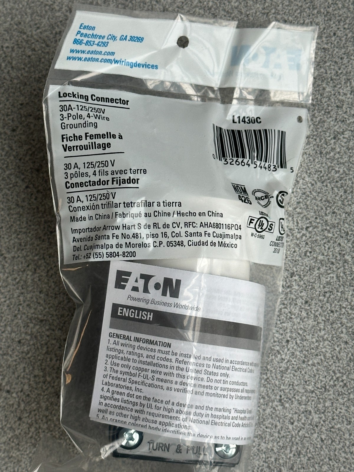 NEW Eaton L1430C Locking Connector 30A 125/250V 3 Pole 4 Wire Grounding L14-30R