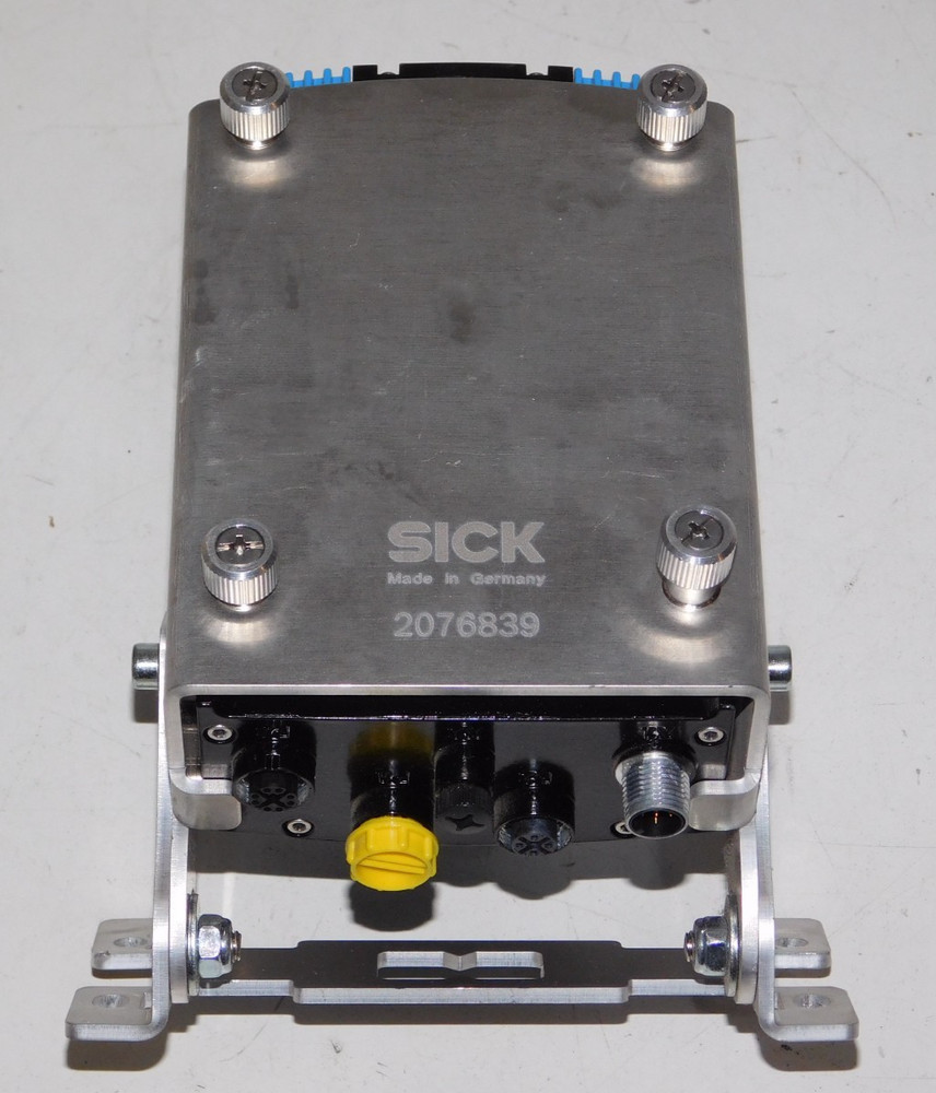 Sick V2D652R-MCXXF6 Lector Image Based Bar Code Reader Scanner Camera 1071728