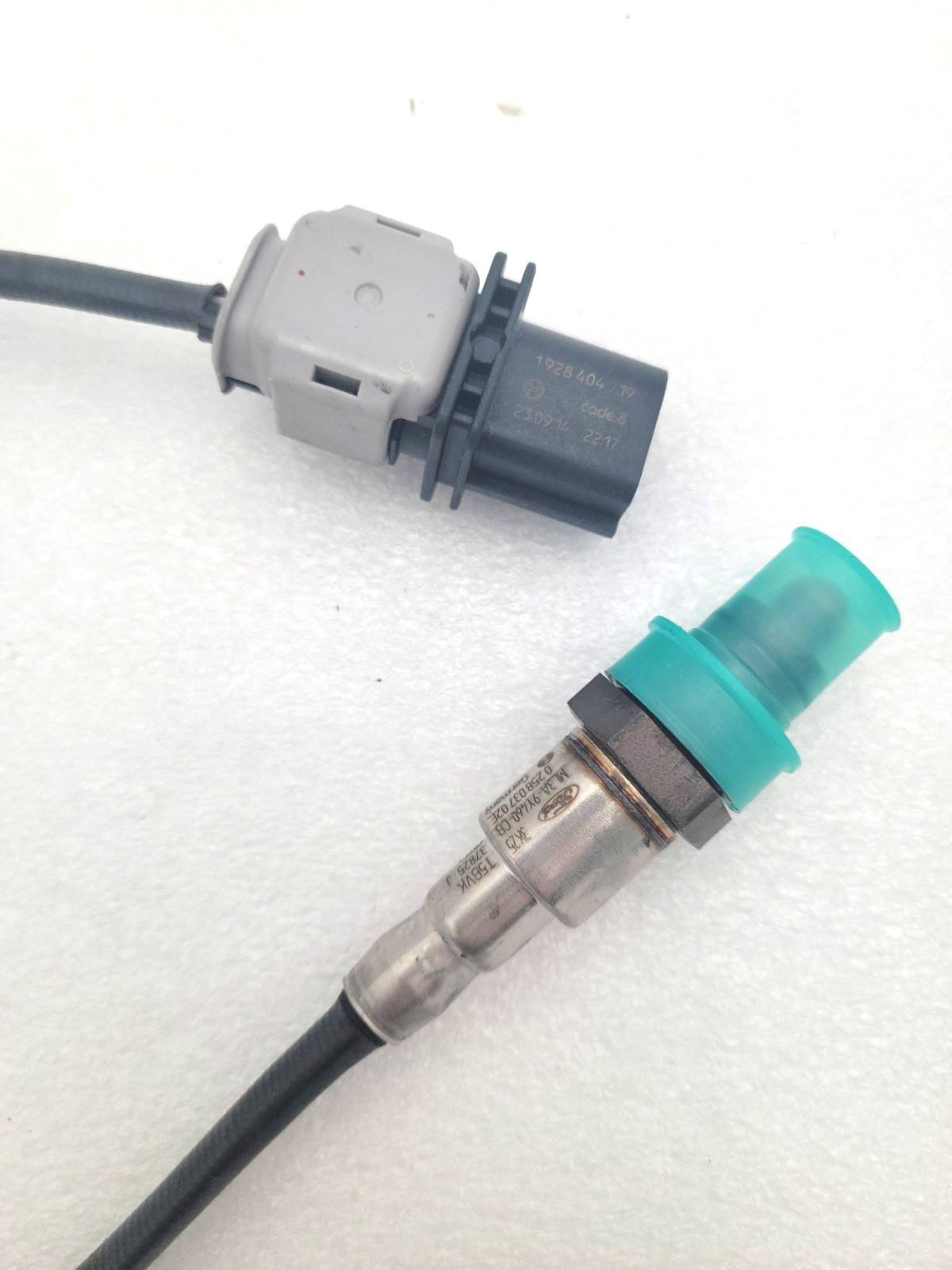 OEM Ford Oxygen Sensor Exhaust Gas 3.5L - ML3A-9Y460-CB / ML3Z-9F472-G