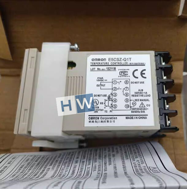 1PC NEW Omron Digital Temperature Controller E5CSZ-R1T