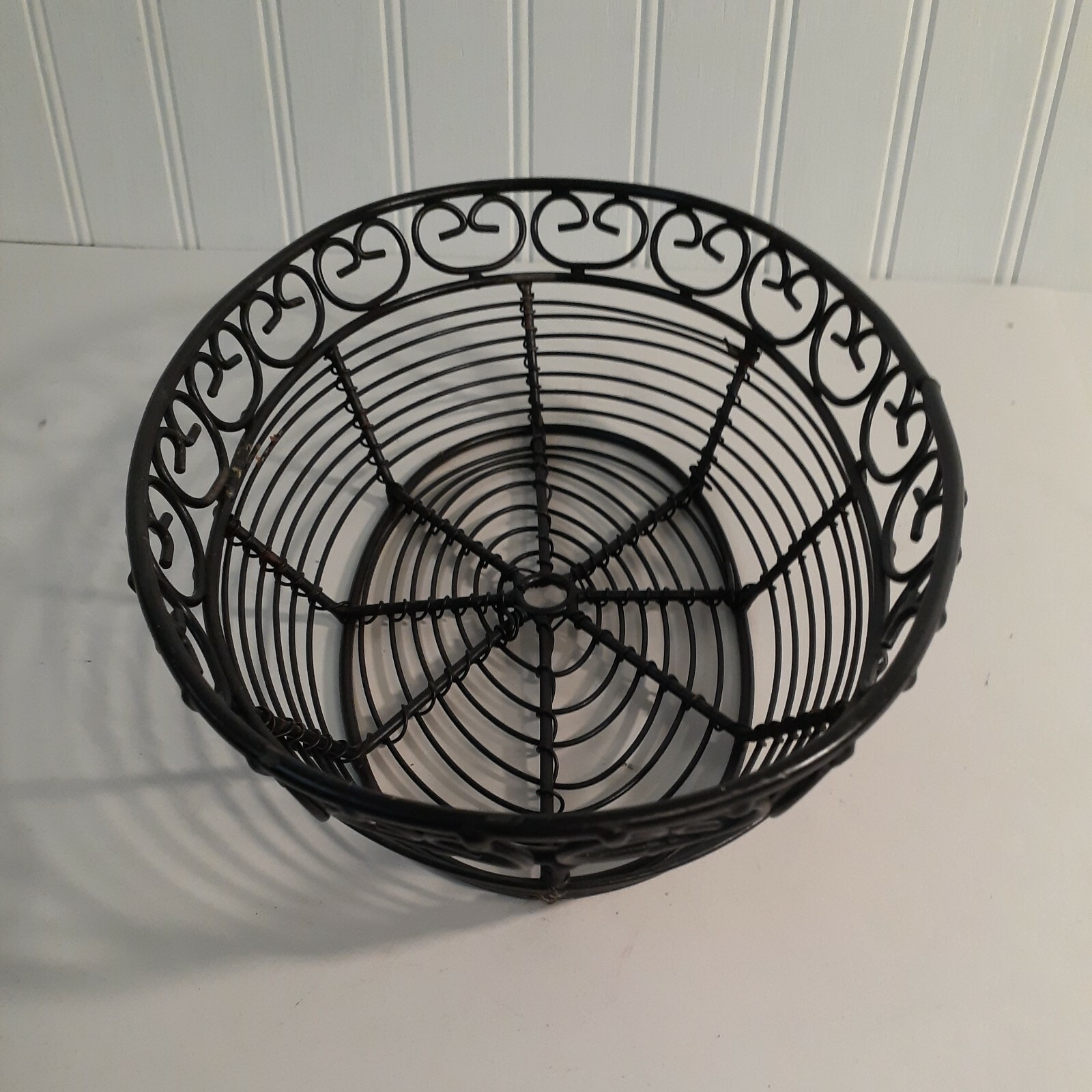 Restaurant Black Metal Bread Basket Approximately 6x9x2.5 In. Priced Per Basket