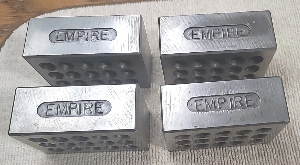 2 PAIR OF 1-2-3 STEEL SETUP / PARALLEL BLOCKS Approximately 1 1/4" X 2" X 3"