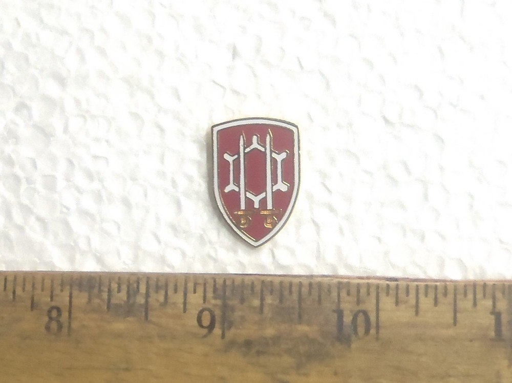 US Army - Engineers Command Vietnam Pin