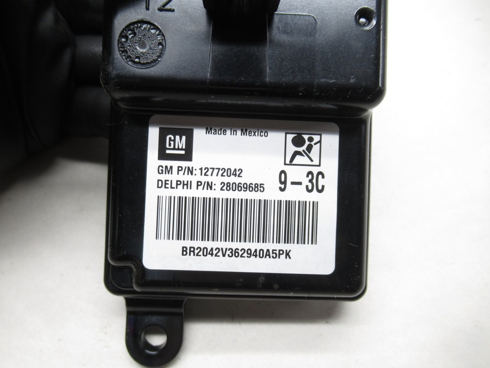 2003-2011 Saab 9-3 Right Front Seat Occupancy Control Module 12772042 OEM