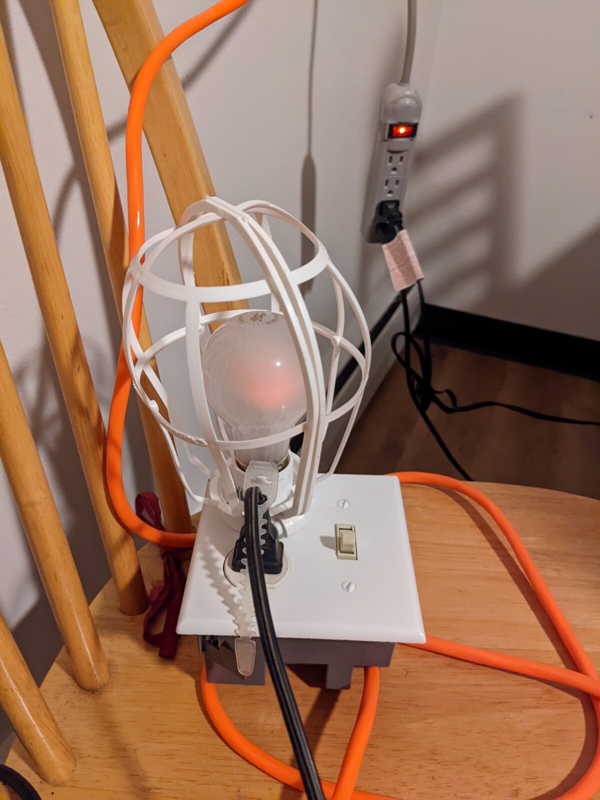 Dim Bulb Tester with 100W Bulb Current Limiter for Amplifiers Stereos Guitar Amp