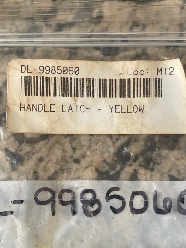 Maytronics Handle Latch-Yellow - 9985060