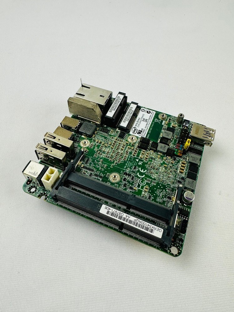 Intel D53427RKE NUC CPU Board