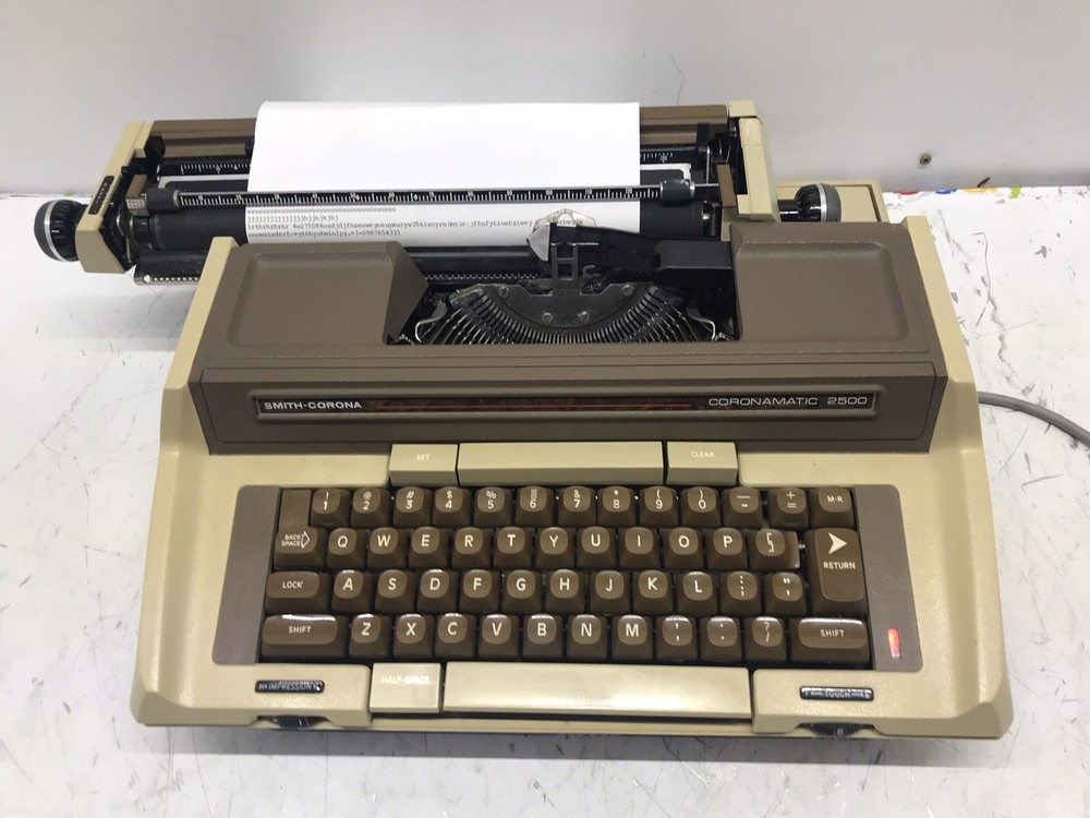 Smith Corona Electric Typewriter Coronamatic 2500
