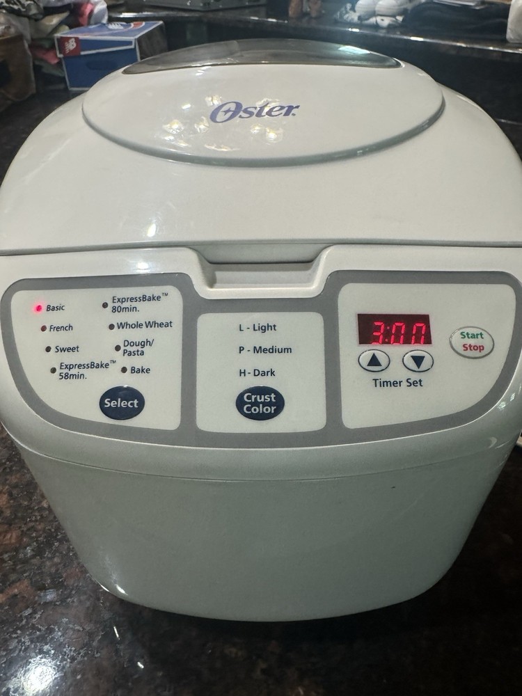 OSTER Expressbake Bread Maker Machine Model 5838 White EUC