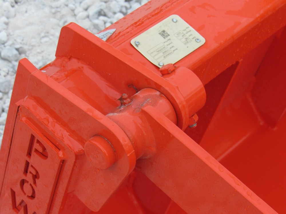 48" Solid Bottom Bucket Grapple Attachment Fits Skid Steer Quick Attach Kubota