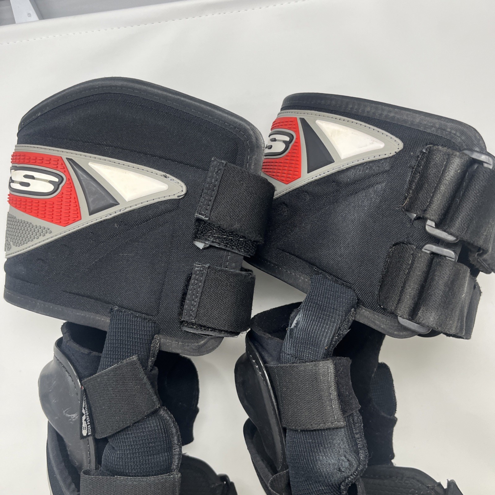 EVS RS7 Pair Left & Right Adult Size XL Large Knee Braces Protector Motorcross