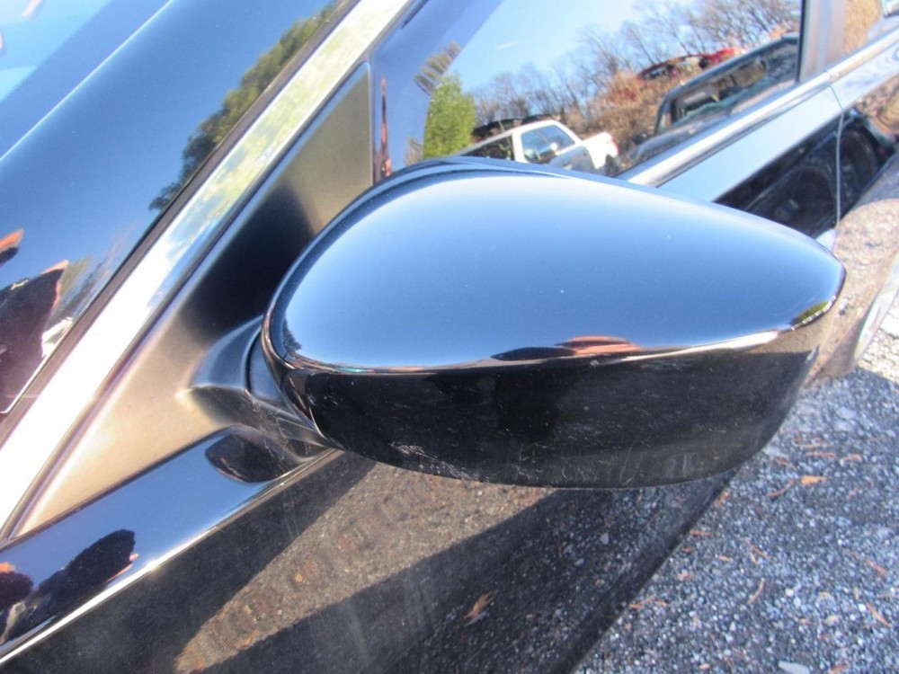ILX 2017 Glove Box 1009360