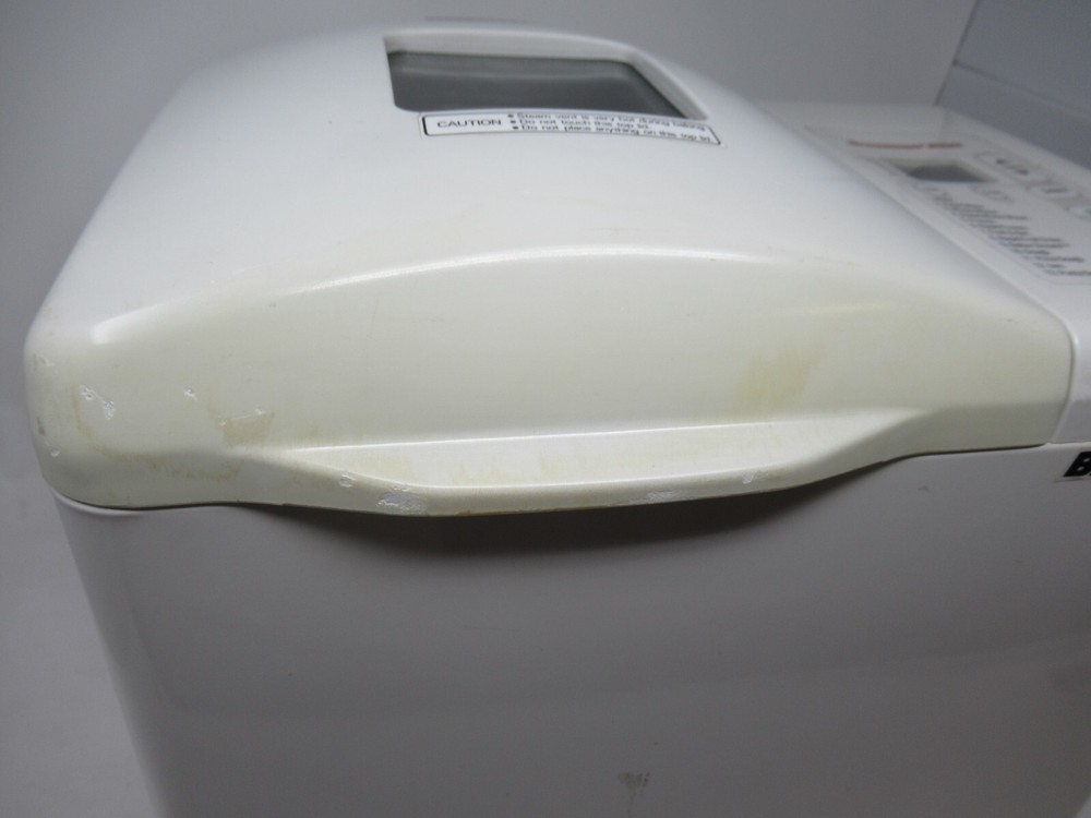 BREADMAN PLUS 1-2 LB. DIG. BREAD MAKER WHITE TR700C, BREAD MACHINE FRUIT & NUT +