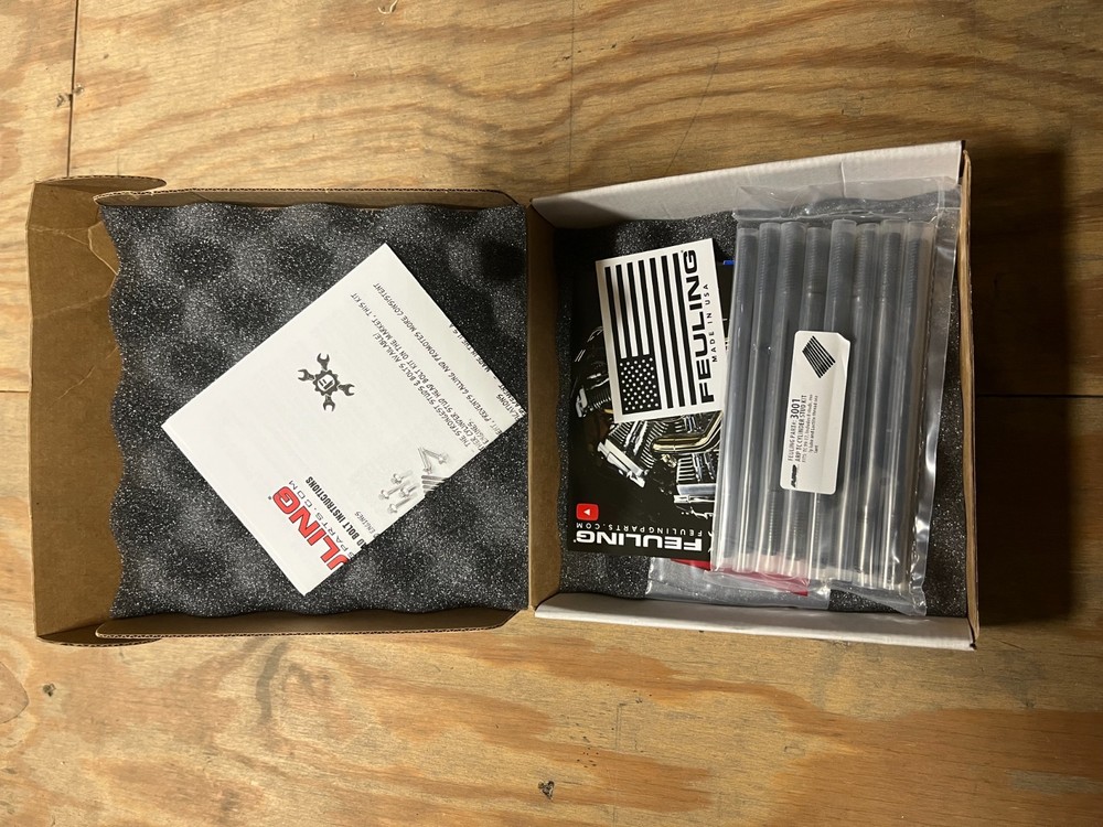 Feuling - 3001 - Twin Cam Cylinder Stud Kit