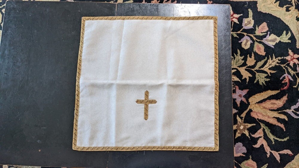 Antique White chalice veil