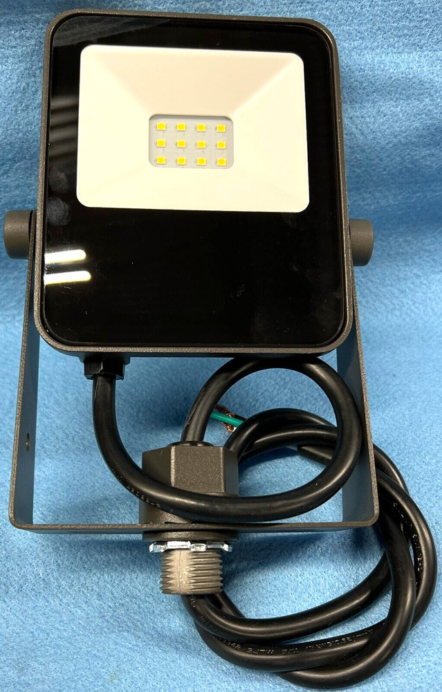 STONCO KEENE FLOODLIGHT 10W 120V TF10