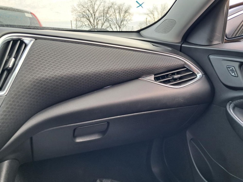 MALIBU    2016 Glove Box 4872995