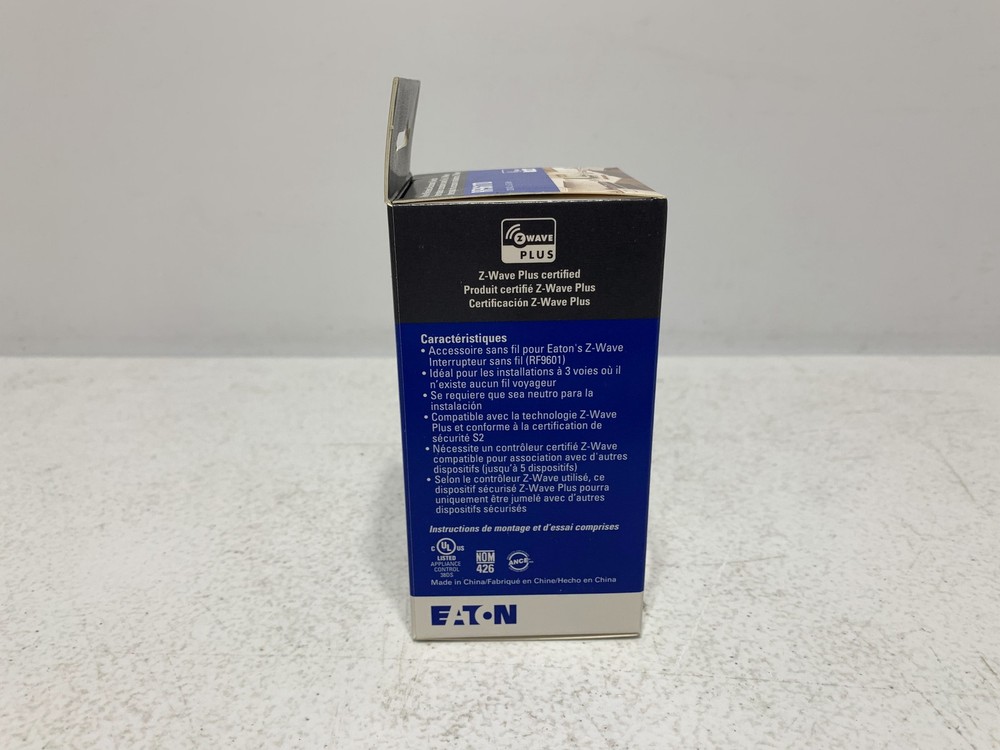 Eaton RF9617DSG Z-Wave Accessory Light Switch 120V Silver Granite