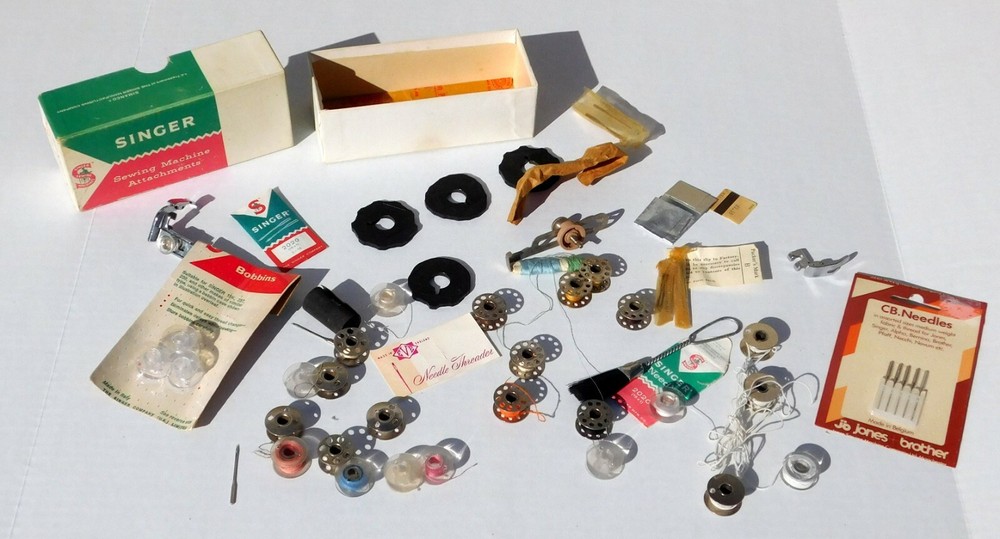 VTG SINGER SIMANCO Attachments Box Bobbins Needles from Great Britain ENGLAND
