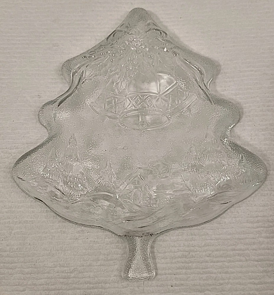 BALI 7.5" Christmas tree plate candy dish clear