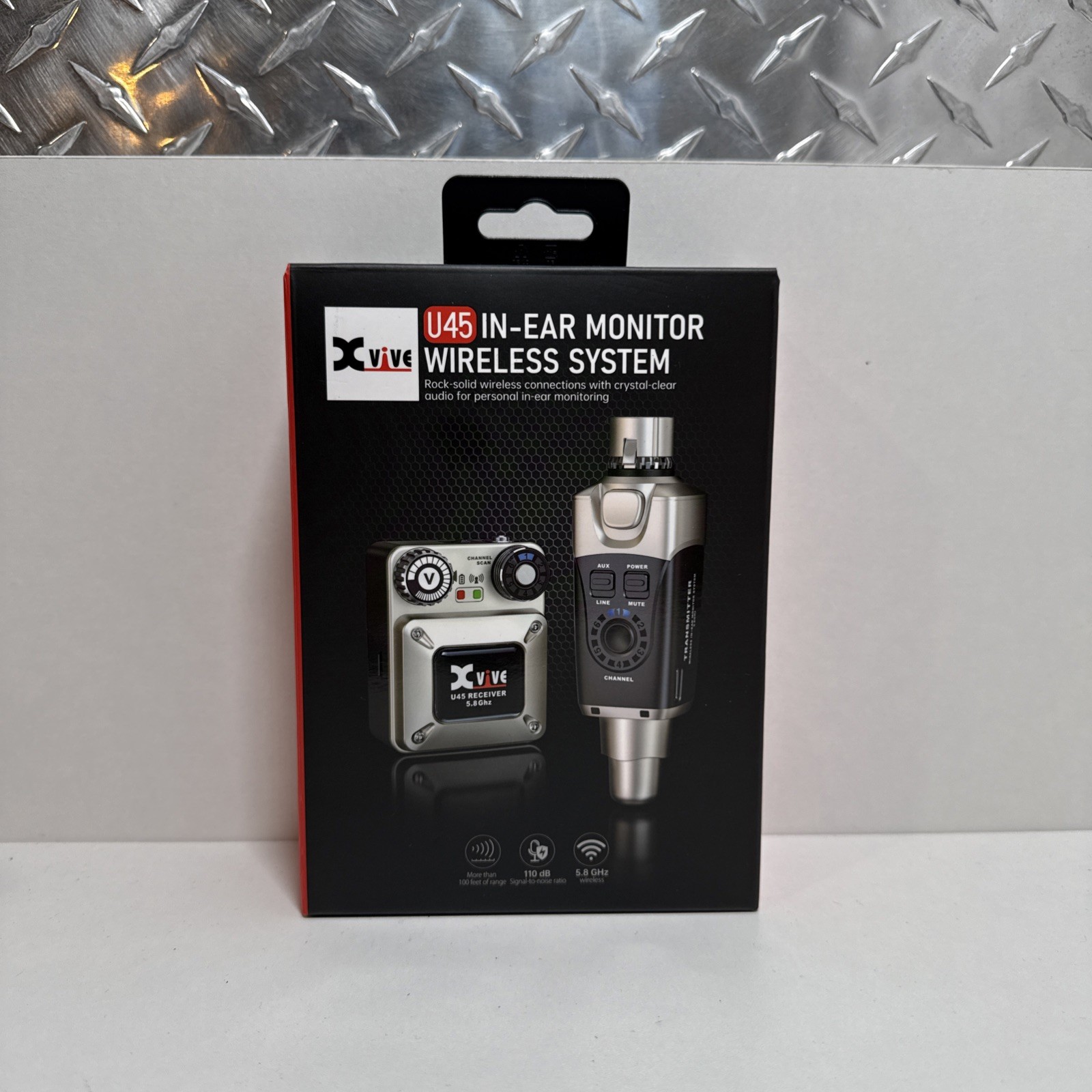 Xvive U45 In-Ear Monitor Wireless System with Transmitter & Receiver - NEW!