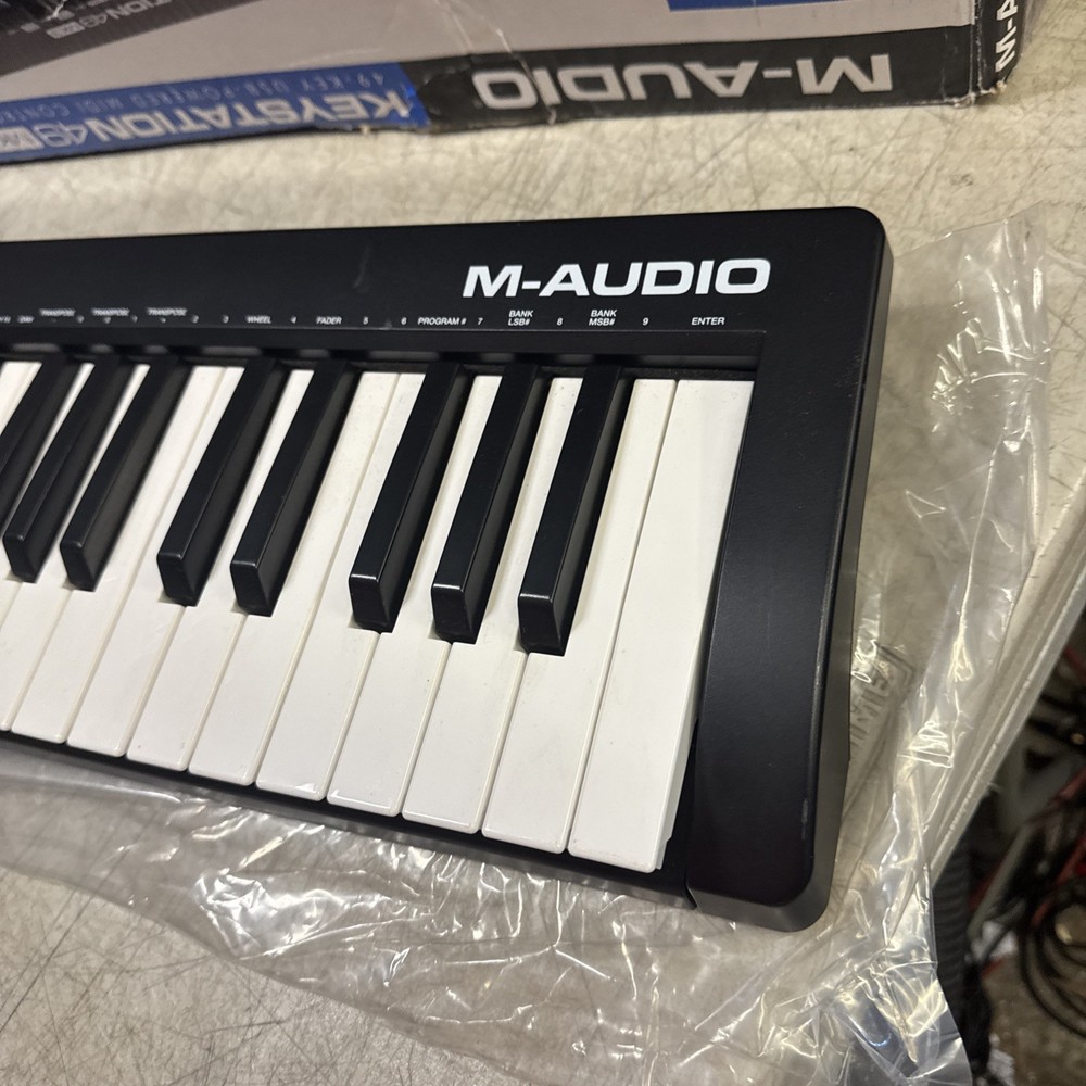 M-Audio Keystation 49 MK3 USB MIDI Controller Tested + original box &USB cable