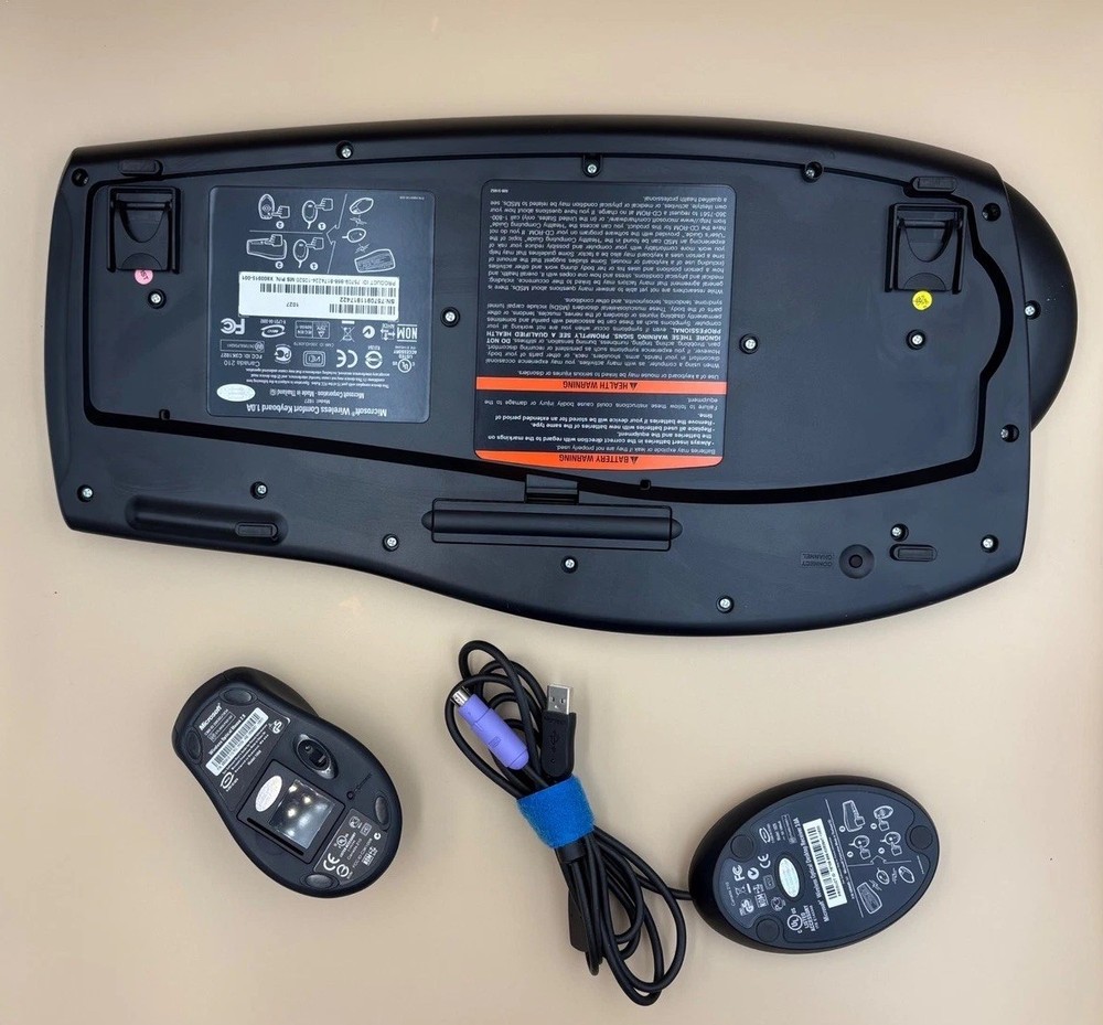 Microsoft Ergonomic Keyboard and Mouse Set Natural Ergonomic Wired USB