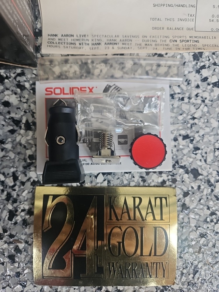 Solidex Magicool Model VL-9100 Camcorder Light BRAND NEW