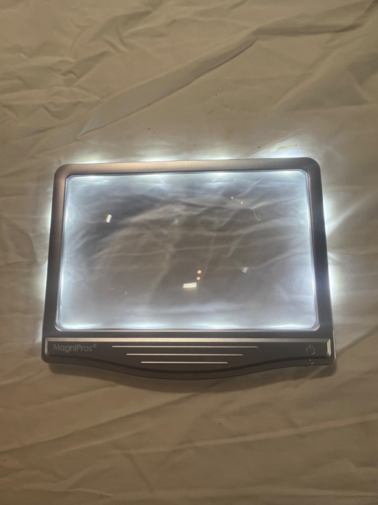 MagniPros lighted page magnifier