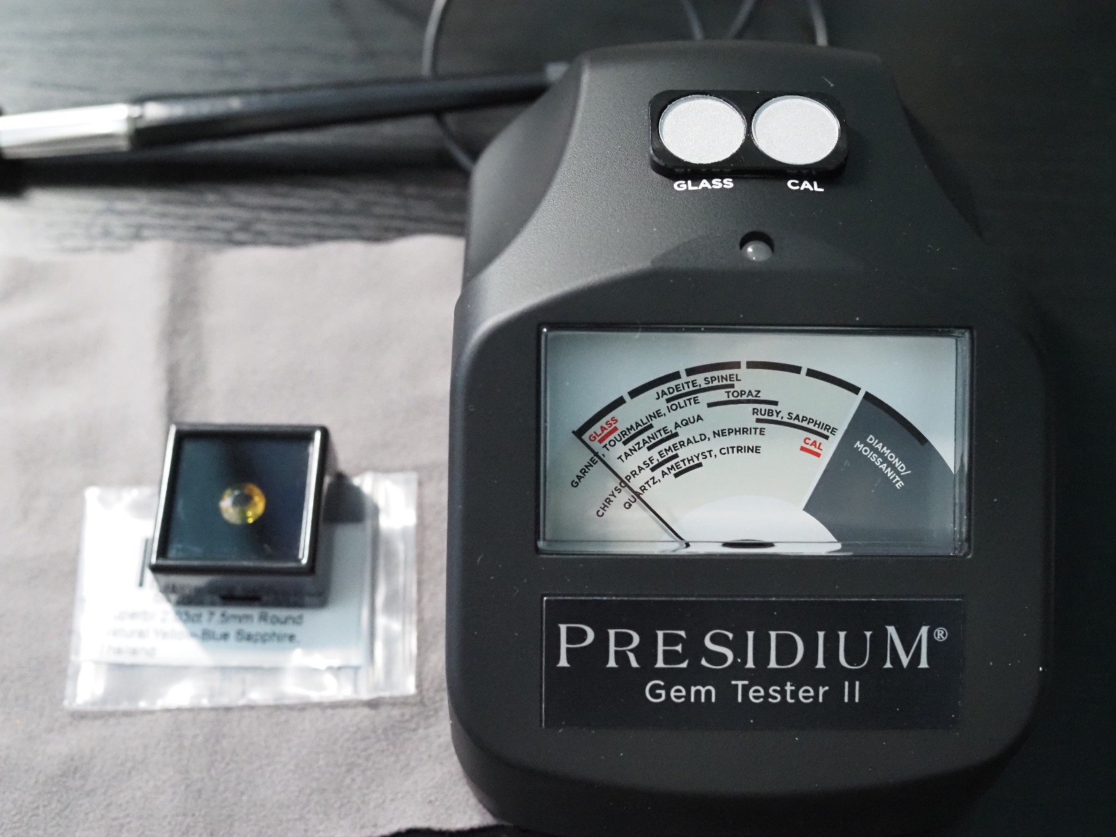 Natural Yellow-blue (Bi-color) SAPPHIRE - 2.03 Ct - Clarity SI1 - from Thailand