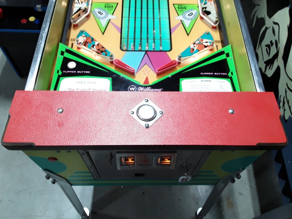Winner Pinball Machine by Williams