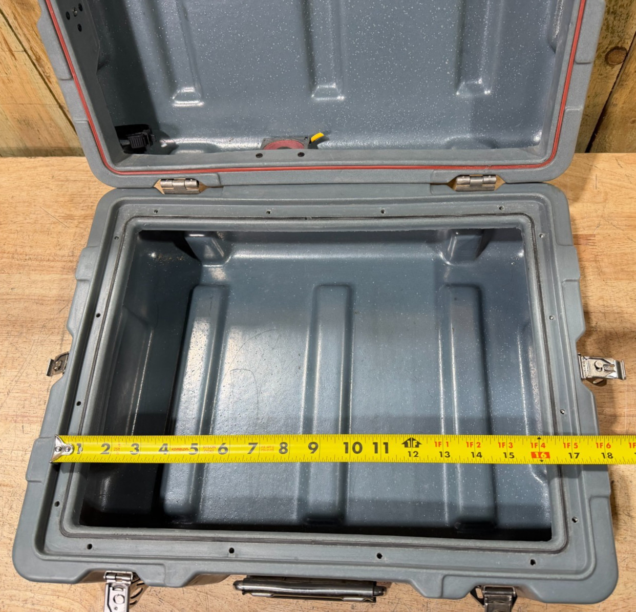 Pelican Hardigg Case 19x15x9" Grey Waterproof Storage Footlocker