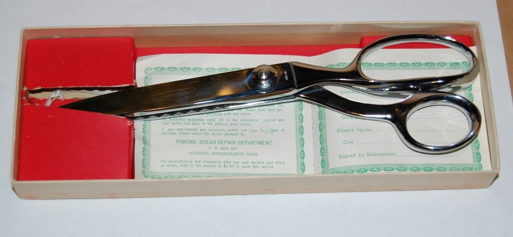 Vintage Singer Pinking Shears C809