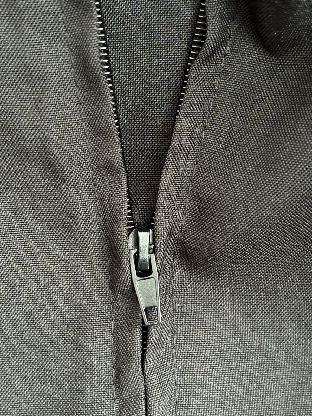 GRADUATION CAP AND GOWN MASTERS DEGREE Unisex