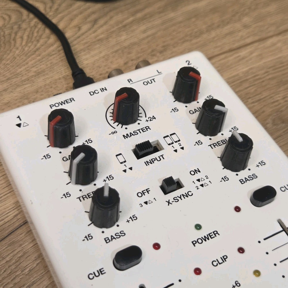 iRig Mix Mobile Mixer For iPhone/iPod & Touch/iPad