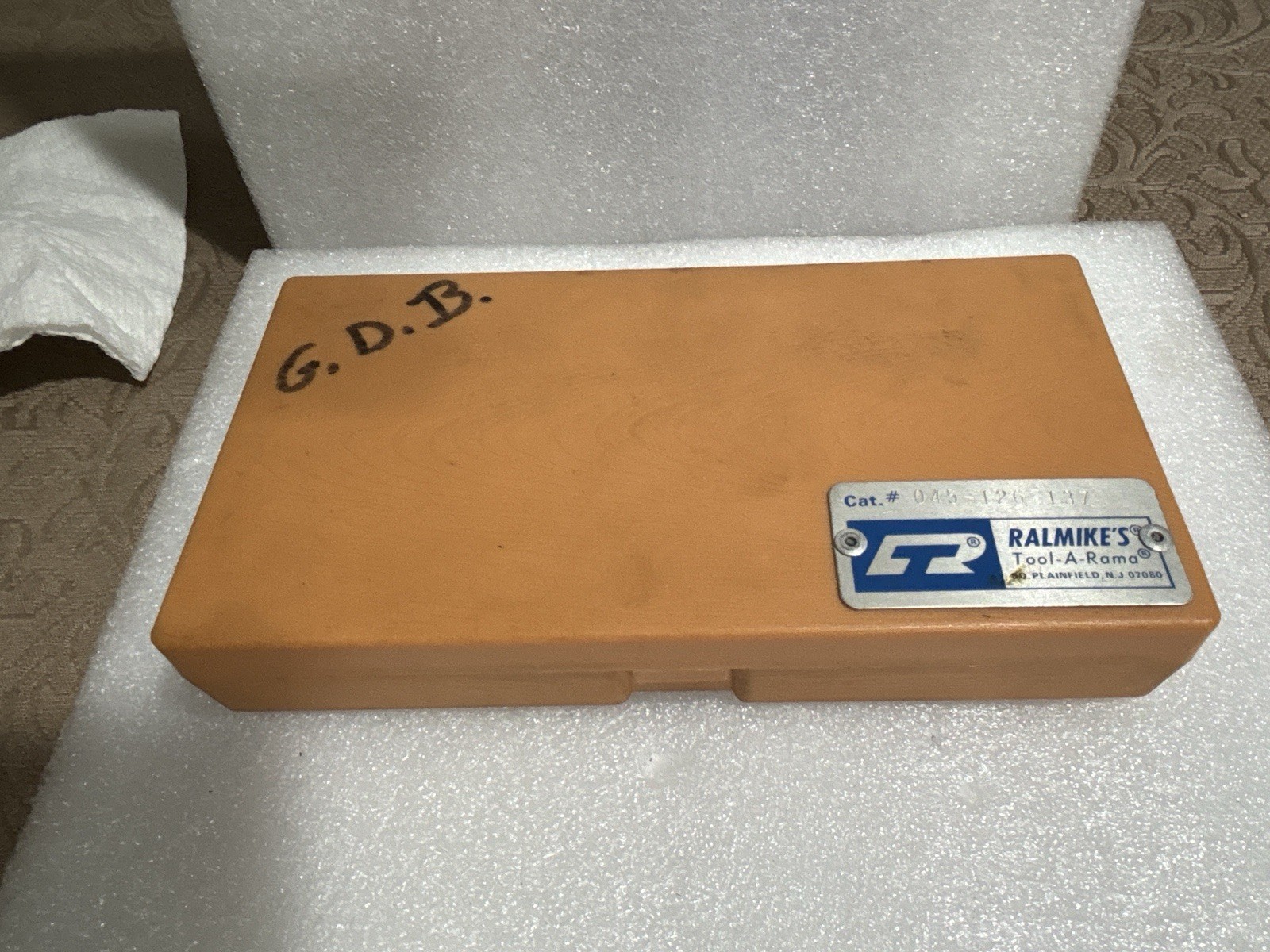 Mitutoyo 126-137 Screw Thread Micrometer 0–1" w/ 12 Anvils 0.001" as Pictured