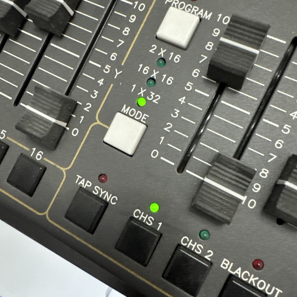 NSI MC 7016 Memory Lighting Controller 32 Channel Professional Light Console
