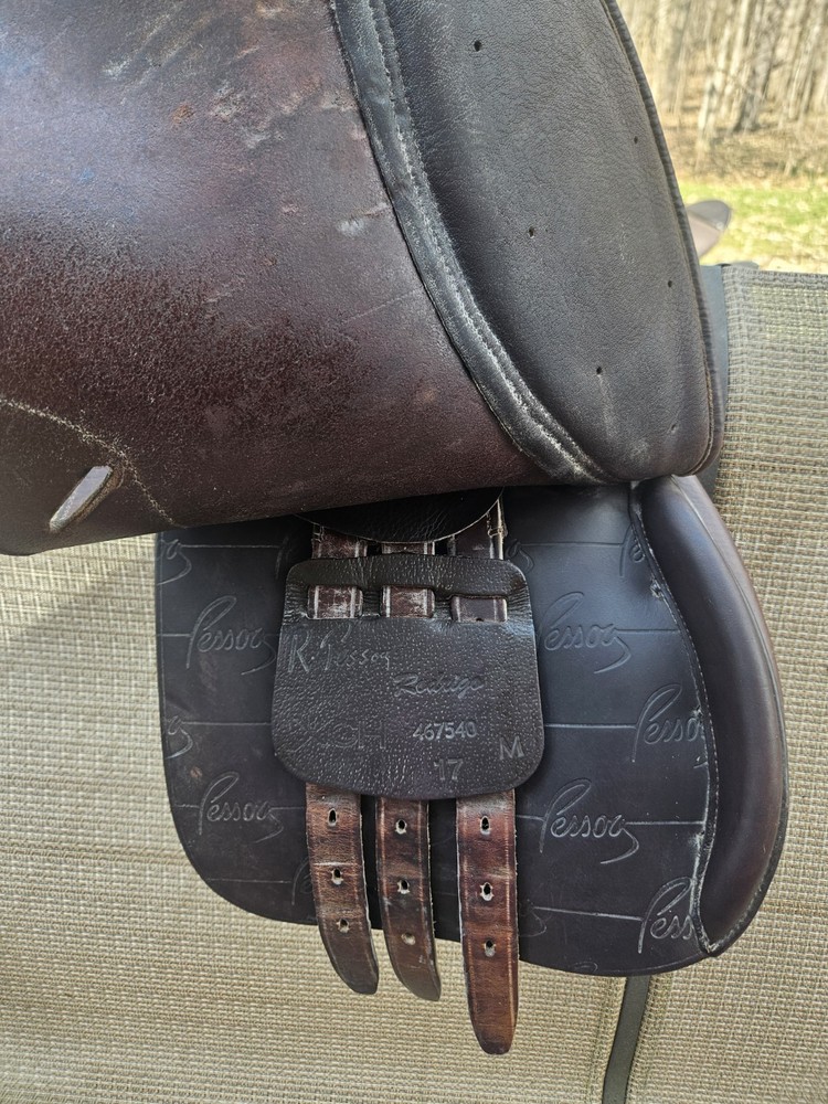 Pessoa Legacy 17" Jumping Saddle Brown Medium Tree 467540