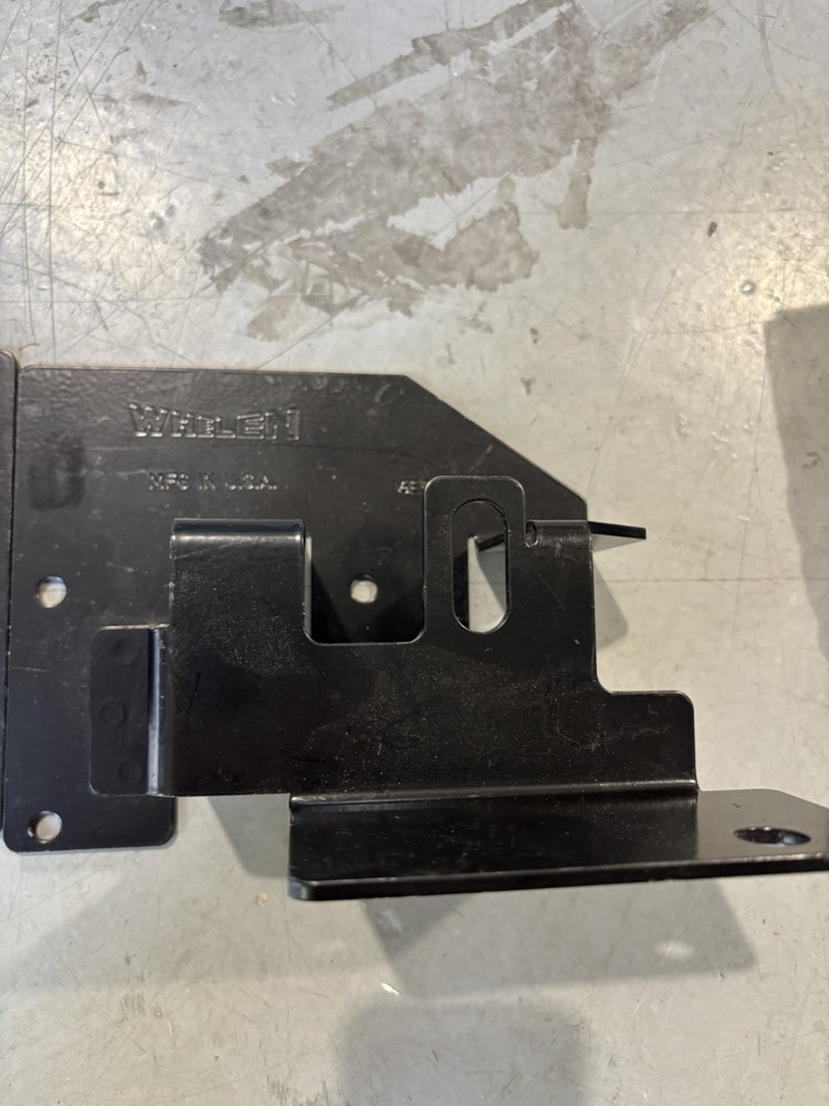 Whelen - Mounting bracket