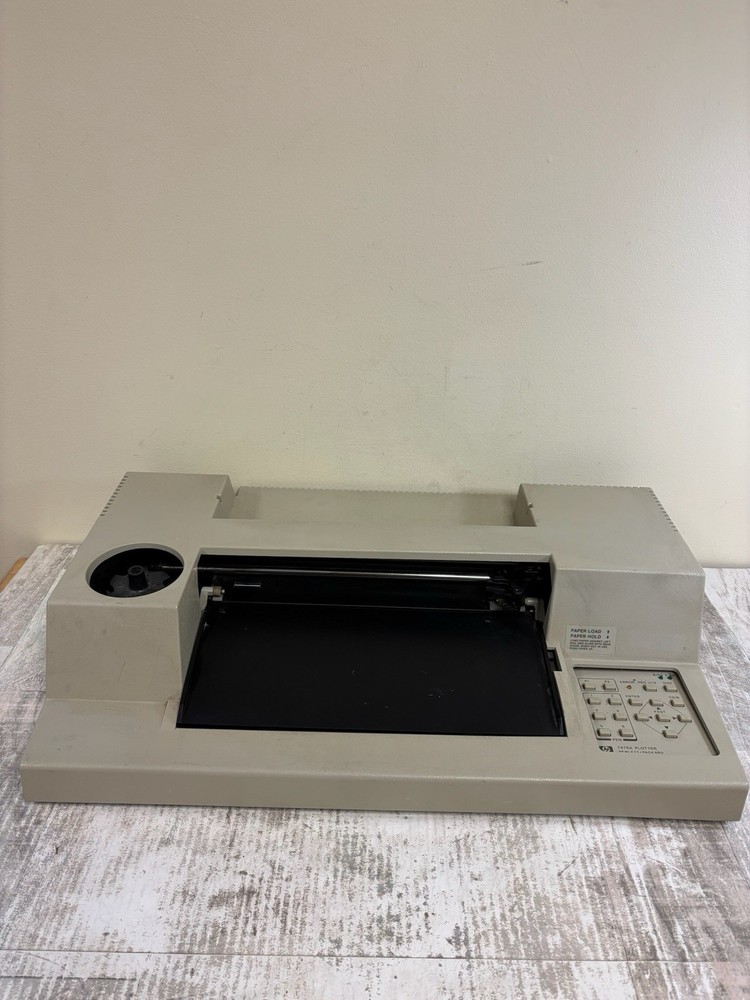 Vintage HP Plotter Model 7475a NO CABLE - Untested As Is Pen 1980's