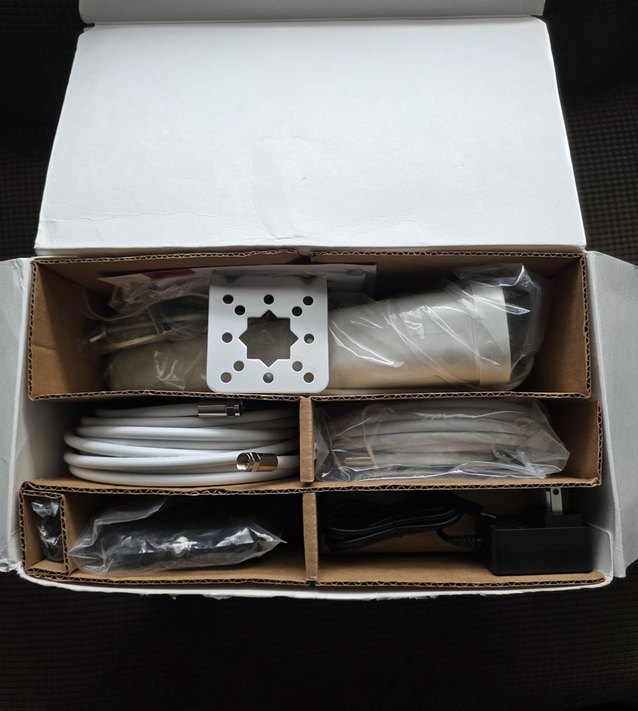 weBoost Home Studio Cell Signal Booster Kit