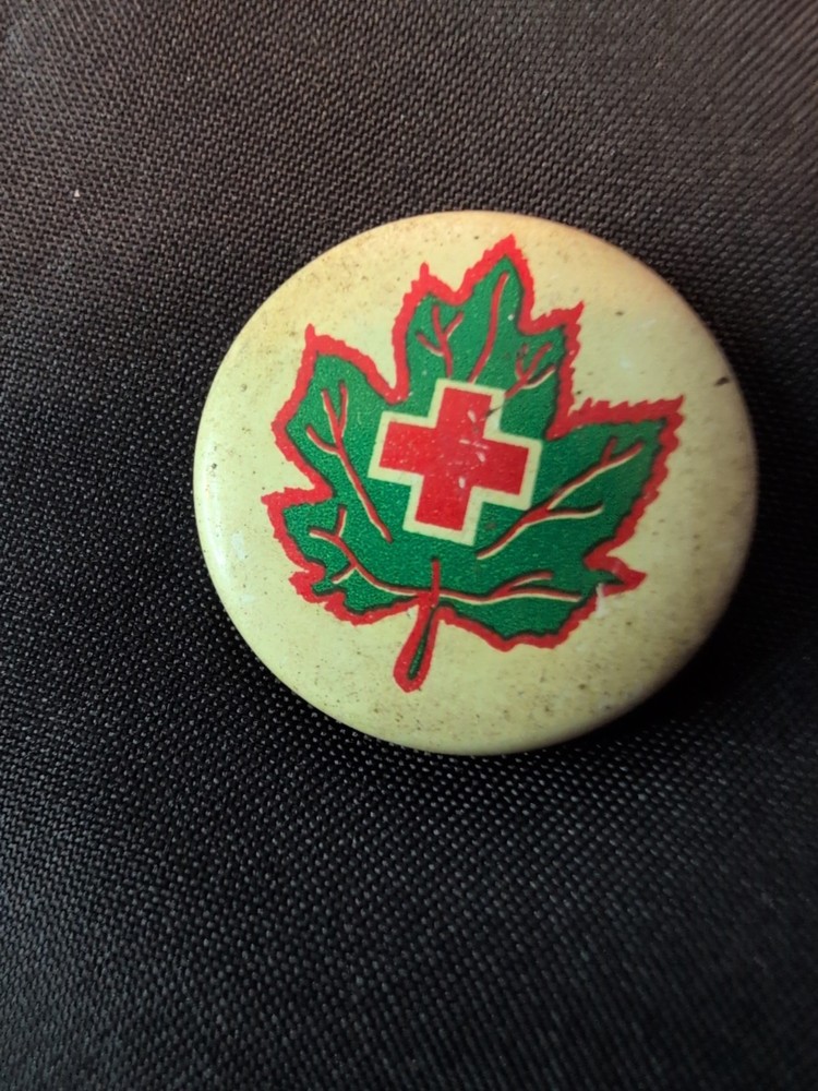 Vintage WWI Era Red Cross Pinback Button