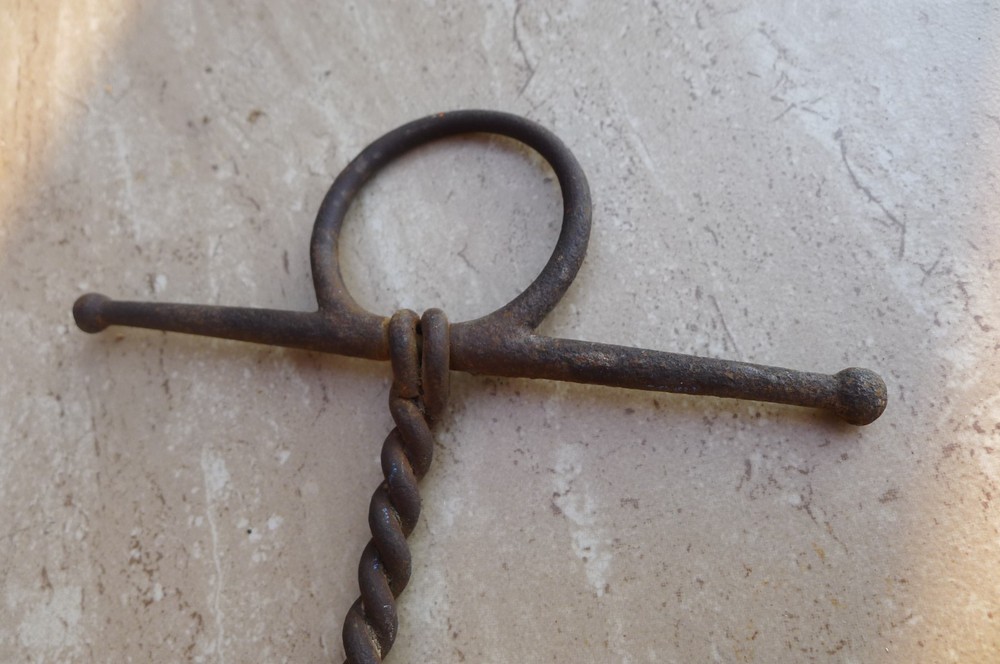 ANTIQUE HORSE BIT